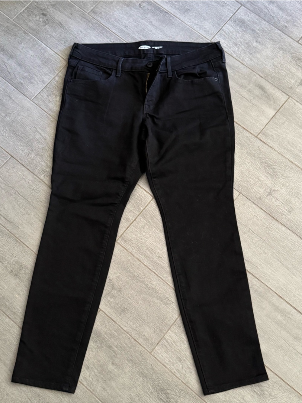 Old Navy Black Pop Icon Low Rise Skinny Jeans - Classic Black Size 12P